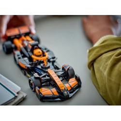 Coche de Carreras McLaren F1® Team MCL38