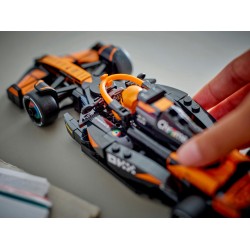 Coche de Carreras McLaren F1® Team MCL38