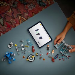 LEGO Marvel 76315 Laboratorio di Iron Man: Sala delle Armature