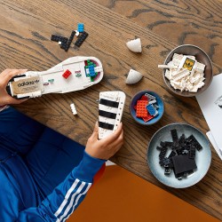 LEGO Creator Expert 10282 adidas Originals Superstar