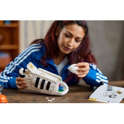 LEGO Creator Expert 10282 adidas Originals Superstar