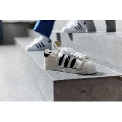 LEGO Creator Expert 10282 adidas Originals Superstar