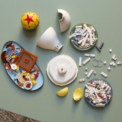 LEGO Ideas 21357 Disney Pixar Luxo Jr.