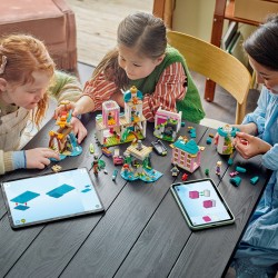 LEGO Disney 43267 Castello della Principessa e animali reali