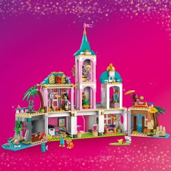 LEGO Disney 43267 Castello della Principessa e animali reali