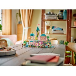 LEGO Disney 43267 Castello della Principessa e animali reali
