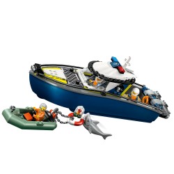 Verfolgungsjagd im Polizeiboot