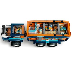 Le camion scientifique des explorateurs en Arctique