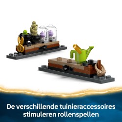 LEGO Harry Potter 76445 Castello di Hogwarts: lezione di erbologia