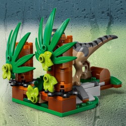 LEGO Jurassic World 76972 Fuga dal Raptor sul fuoristrada