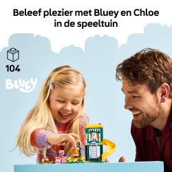 Bluey en Chloé in de speeltuin