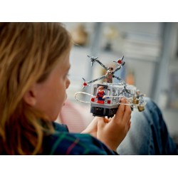 LEGO Marvel 76321 Spider-Man contro Doc Ock: duello sul treno