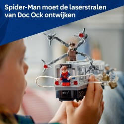 Spider-Man vs. Doc Ock metroscène