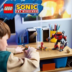 Knuckles vs. Dr. Eggman Egg Crusher Mech