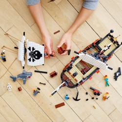 LEGO Creator 3in1 31109 Galeone dei pirati