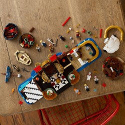 LEGO One Piece 75640 Baratie, il ristorante galleggiante