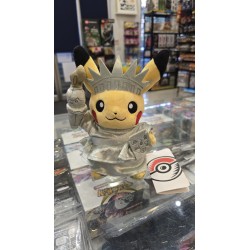 Pokemon - Peluches Esclusivo NEW YORK Pikachu Statua della Libertà 701-95670 Pokemon Center NY