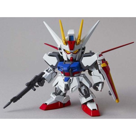Bandai Model Kit - Gundam - Super Deformed - Sd Gundam Ex-Standard Aile Strike Gundam - Model Kit