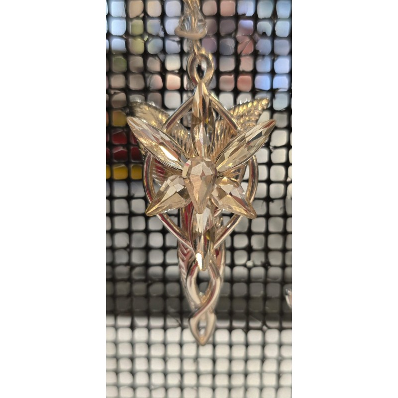 The Lord Of The Rings - Replica Ciondolo di Arwen 704.75 The Lord Of The Rings - Replica Ciondolo di Arwen 704.75