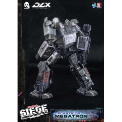 Three Zero Transformers war for Cybertron Trilogy DLX Megatron af