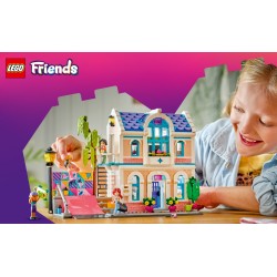 LEGO 42687 Friends Casa della famiglia di Liann