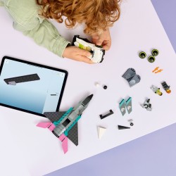 LEGO 60489 City Jet contro Auto sportiva