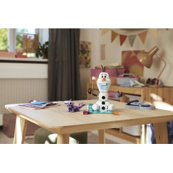 LEGO 43287 Disney Princess Il divertente picnic di Olaf e Bruni