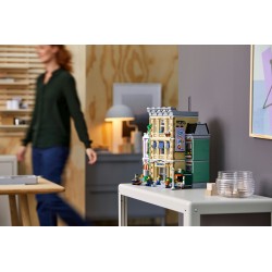 LEGO Modulari 10278 ICONS Stazione di Polizia