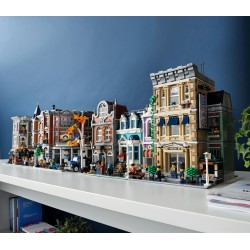 LEGO Modulari 10278 ICONS Stazione di Polizia