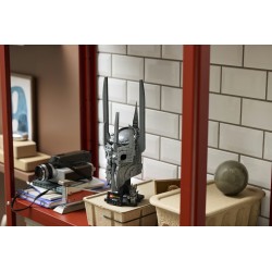 LEGO ICONS 11373 Il Signore degli Anelli: Elmo di Sauron