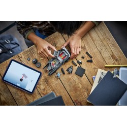 LEGO 76332 Batmobile™ di Batman™