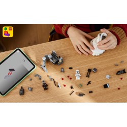 LEGO Star Wars 75444 Attacco dell’AT-RT, Giocattolo con Walker, Torre, Minifigure di Mandaloriano, Figura di Grogu, Regalo 7+