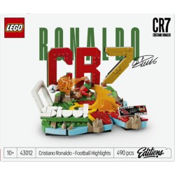 LEGO Editions 43012 Cristiano Ronaldo – Highlights Calcistici, Giocattolo 3D da Esposizione con Minifigure, Regalo 10+ Anni