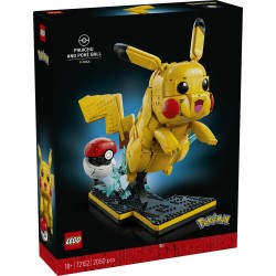 LEGO Pokémon 72152 Pikachu e Poké Ball, Kit di Modellismo con Figura Snodabile ed Espositore, Regalo per Gamer da Collezione