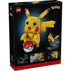 LEGO Pokémon 72152 Pikachu e Poké Ball, Kit di Modellismo con Figura Snodabile ed Espositore, Regalo per Gamer da Collezione