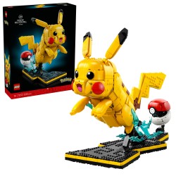 LEGO Pokémon 72152 Pikachu e Poké Ball, Kit di Modellismo con Figura Snodabile ed Espositore, Regalo per Gamer da Collezione
