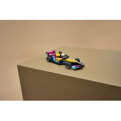 LEGO Speed Champions 77258 Auto da Corsa LEGO F1 ACADEMY, Giocattolo con Minifigure Formula 1, Regalo per Bambine e Bambini 10+