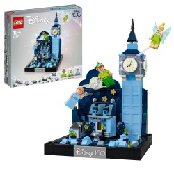 LEGO Disney 43232 Volo su Londra di Peter Pan e Wendy, Diorama con Big Ben Fosforescente, Regalo Adolescenti, Donne e Uomini