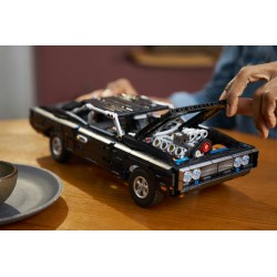 LEGO Technic 42231 Auto Dodge Charger R/T Fast and Furious, Kit Modellismo per Adulti STEM da Collezione, Regalo Nostalgico