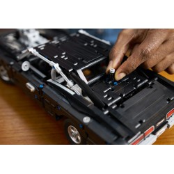 LEGO Technic 42231 Auto Dodge Charger R/T Fast and Furious, Kit Modellismo per Adulti STEM da Collezione, Regalo Nostalgico