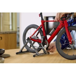 LEGO Icons 11380 Bici da Corsa, Kit Modellismo per Adulti con Pneumatici, Deragliatore e Supporto, Regalo per Fan di Ciclismo