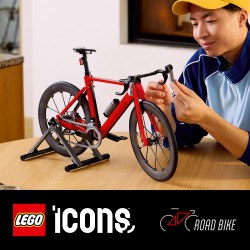 LEGO Icons 11380 Bici da Corsa, Kit Modellismo per Adulti con Pneumatici, Deragliatore e Supporto, Regalo per Fan di Ciclismo