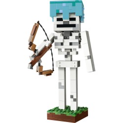 LEGO Minecraft 21594 Scheletro, Action Figure Giocattolo di Mob con Elmo di Diamante, Arco e Frecce, Base in Erba, Regalo 10+