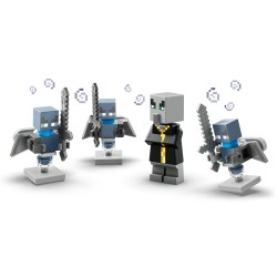 LEGO Minecraft 21596 Attacco al Villaggio dell’Evocatore, Casa Giocattolo con Giardino e 11 Personaggi, Regalo per Bambini 9+