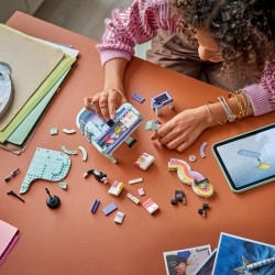 LEGO Creator 31392 3in1: Pianoforte Decorativo con Gatto, Giocattolo Retrò Trasformabile in Radio o Giradischi, Regalo da 9+
