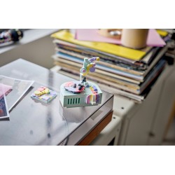 LEGO Creator 31392 3in1: Pianoforte Decorativo con Gatto, Giocattolo Retrò Trasformabile in Radio o Giradischi, Regalo da 9+