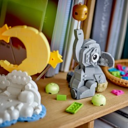 LEGO 40814 Baby Elefantino tra le Stelle, Kit di Modellismo per Adulti, Figura di Animale e Accessori, Regalo Neogenitori