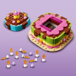 LEGO 40815 Torta della Festa di Compleanno, Giocattolo con 10 Candeline, Glassa, Fiori Colorati, Regalo per Bambini da 7 Anni