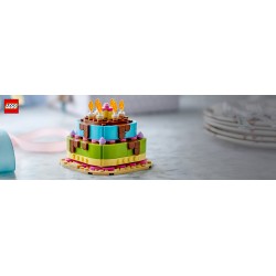 LEGO 40815 Torta della Festa di Compleanno, Giocattolo con 10 Candeline, Glassa, Fiori Colorati, Regalo per Bambini da 7 Anni