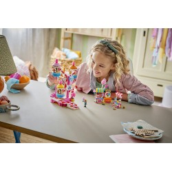 LEGO Friends 42700 Ruota Panoramica Dolci e Cupcake, Giocattolo con Giostra da Luna Park, 3 Mini Bamboline, Regalo Bambini 7+